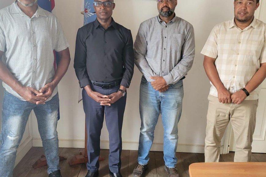 Analisar o estado da rede viária da ilha e definir prioridades de intervenção esteve em cima da mesa no Encontro entre CMB e Estradas de Cabo Verde