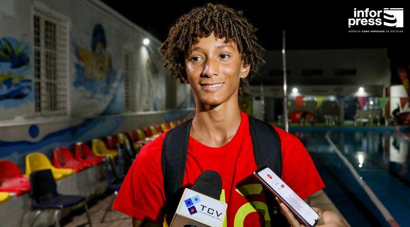 São Filipe: Nadador Endy Gonçalves vai representar Cabo Verde pela primeira vez em competição na Argélia