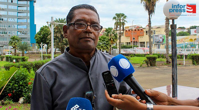 Sindicato ameaça avançar para greve na câmara da Praia devido a atraso na implementação do PCFR