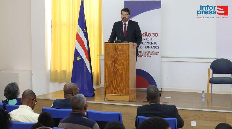 Embaixador de Portugal realça impacto do 25 de Abril no desenvolvimento de Cabo Verde