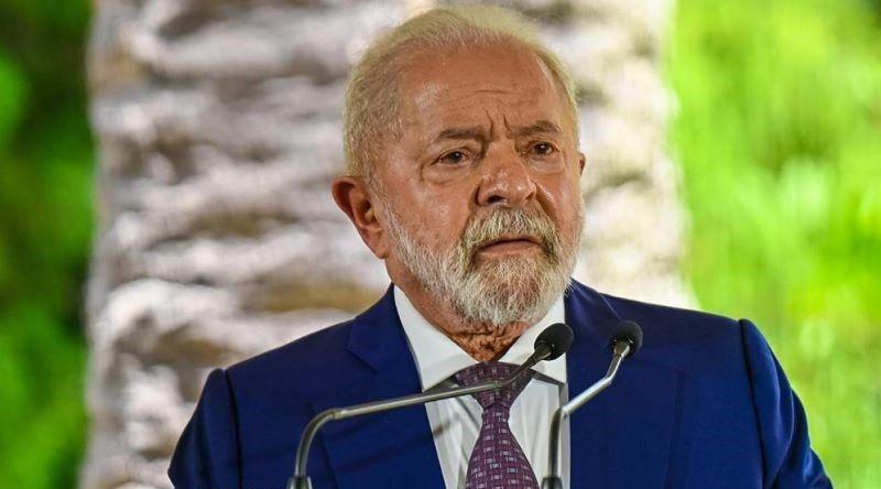 Lula acusa Flávio Bolsonaro de querer vender o Brasil aos EUA