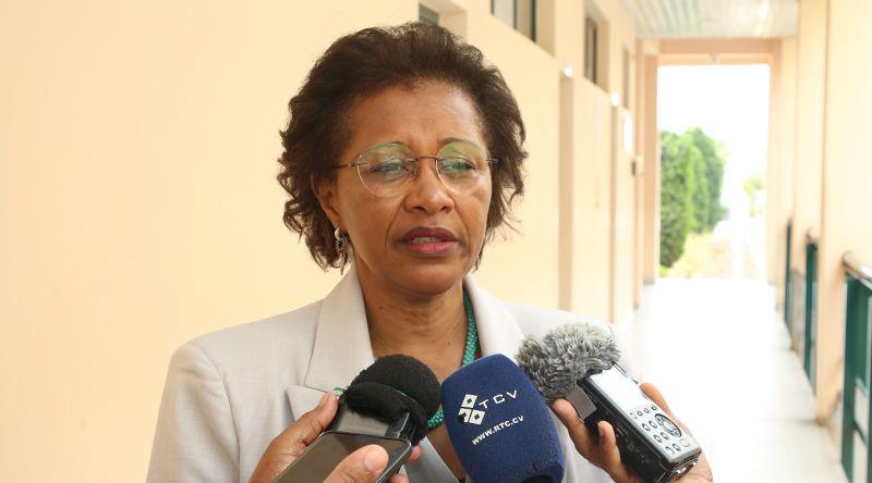 Ministra leva mensagem de esperança às reclusas da cadeia central e reforça combate à VBG