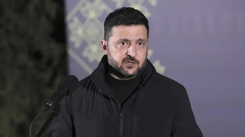 Presidente Ucraniano Impõe Sanções a Cinco Pessoas