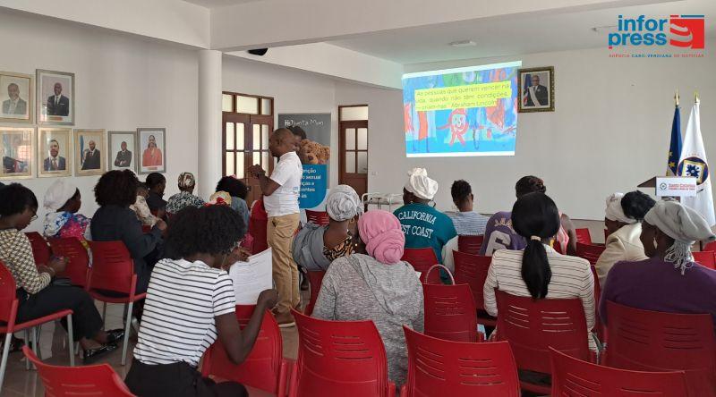 Santa Catarina: Líderes comunitários reforçam competências para proteger crianças e mobilizar comunidades