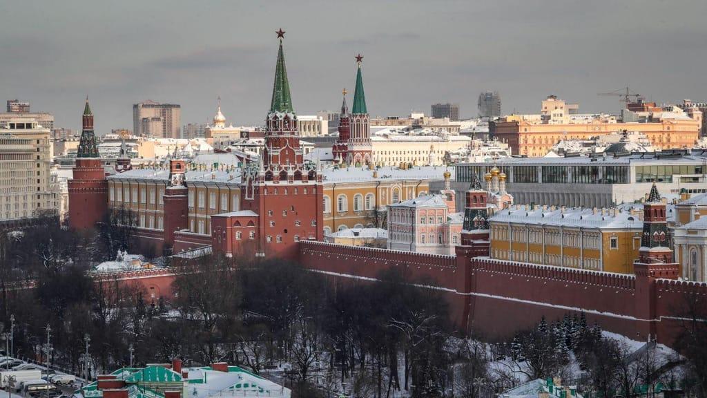 Receio de Putin confirma-se: economia da Rússia recua pela primeira vez em três anos
