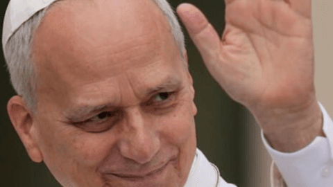 Papa Leão XIV inicia visita de três dias aos Camarões