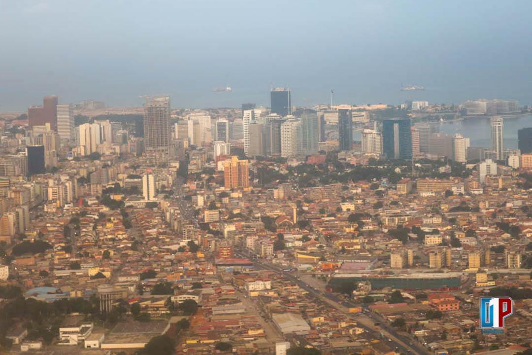 Descoberta em Angola vala comum com restos mortais de 500 pessoas