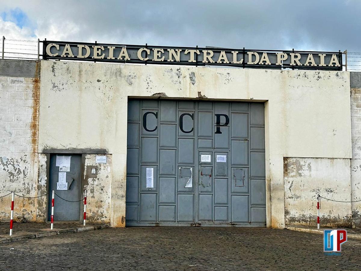 Dois reclusos fugiram da Cadeia Central na cidade da Praia