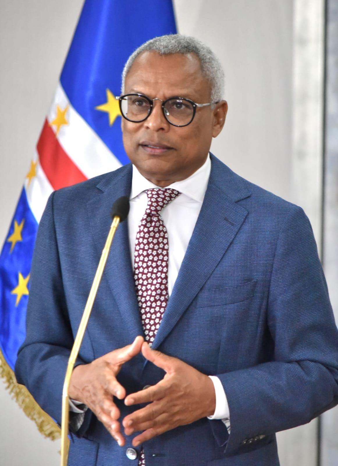 PR José Maria Neves alerta em Portugal para discriminações contra comunidade na diáspora