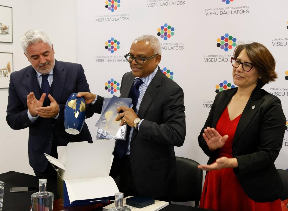 Cabo Verde quer reforçar cooperação com municípios portugueses, defende José Maria Neves