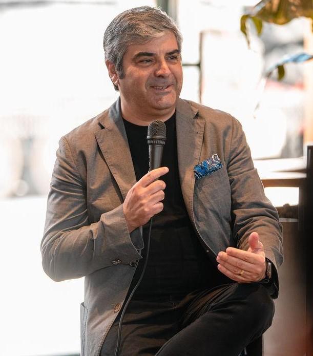 Especialista Português Participa em Congresso sobre Liderança Lusófona