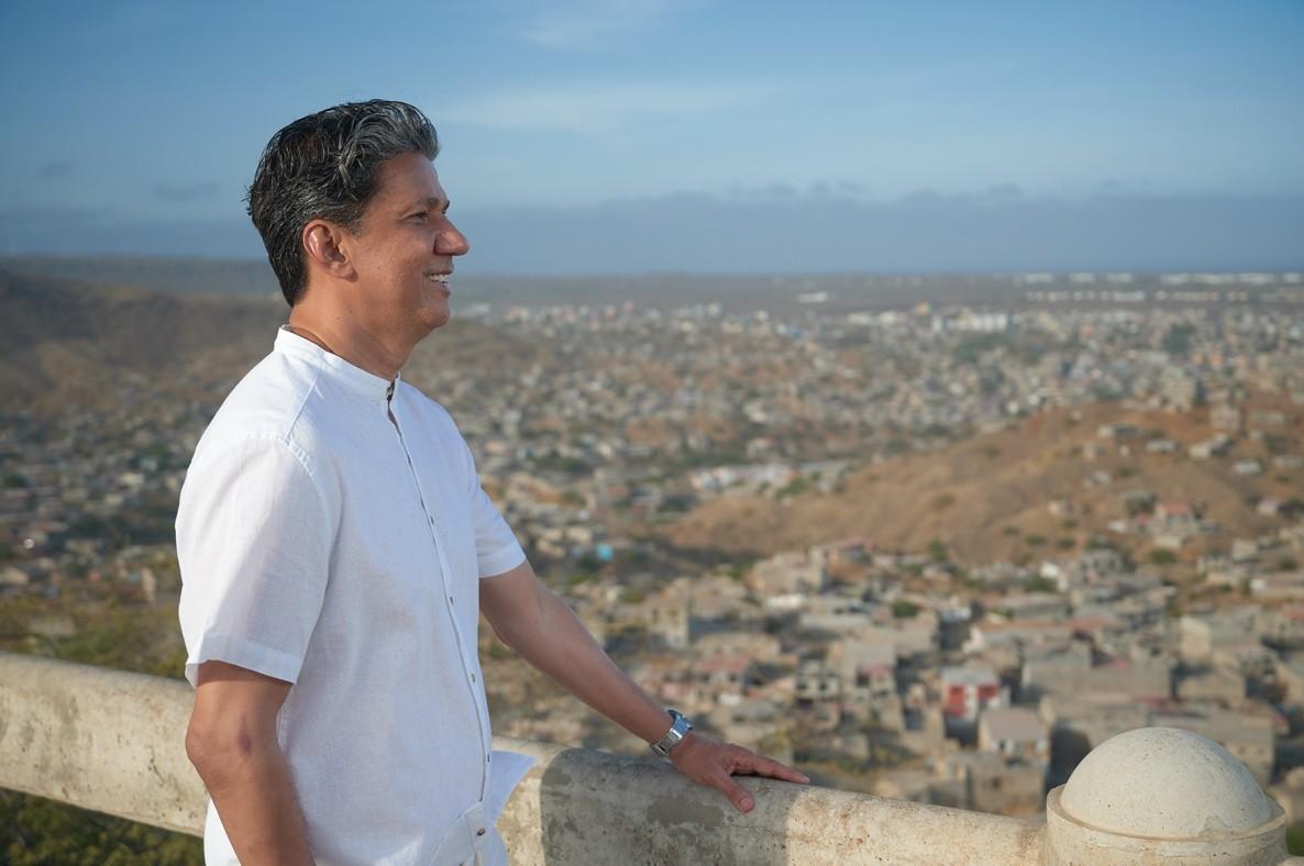 Cabo Verde: Alberto Mello Rompe com o Passado e Aposta numa Política de Ação