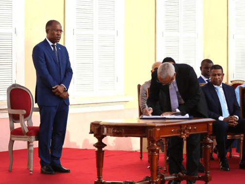 Cabo Verde: Francisco Carvalho toma posse como Primeiro-Ministro e promete governar com humildade, trabalho e resultados