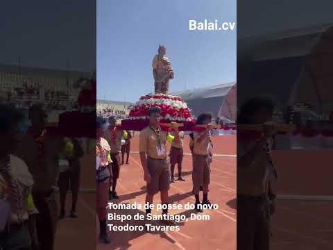 Imagens da Tomada de Posse do novo Bispo de Santiago,  Dom Teodoro Tavares,  que aconteceu na Praia