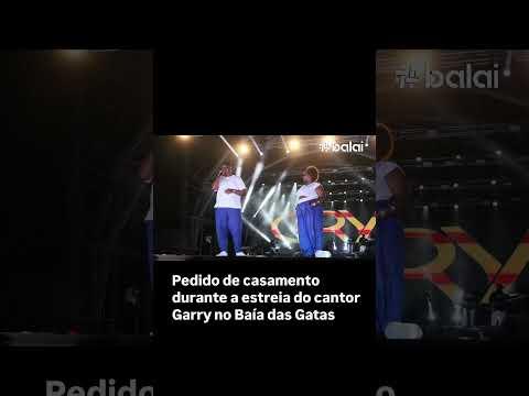 Pedido de casamento durante a estreia do cantor Garry no Baía das Gatas