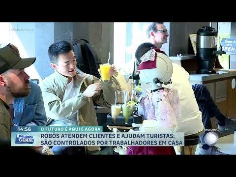Cafeteria no Japão inova ao colocar robôs controlados remotamente para servir os clientes
