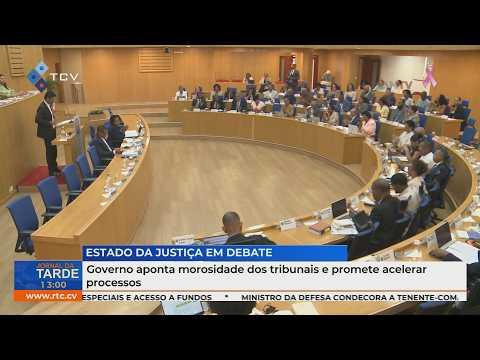 Governo aponta morosidade dos tribunais e promete acelerar processos