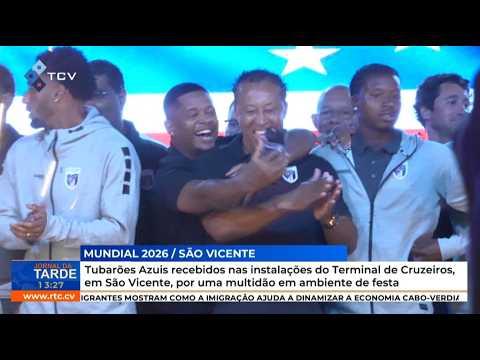 Tubarões Azuis recebidos nas instalações do Terminal de Cruzeiros, em SV, por uma multidão em festa