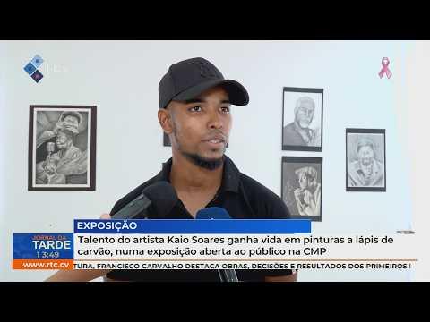 Exposição na CMP apresenta pinturas a lápis de carvão do artista Kaio Soares