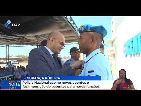 Polícia Nacional acolhe novos agentes e impõe patentes