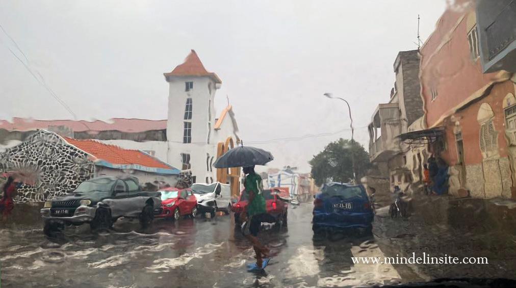 Cabo Verde com chuva, trovoadas e ondas até seis metros esta sexta-feira