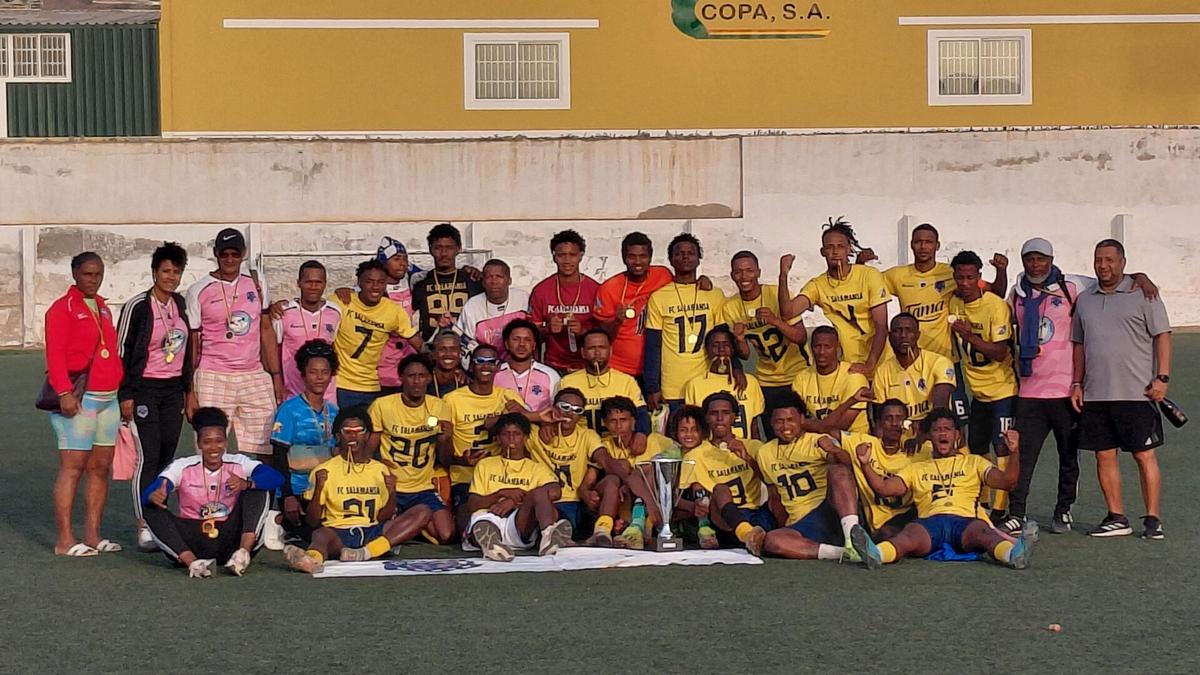 Futebol: Salamansa campeão da segunda divisão nas bancadas após empate do Ribeira Bote