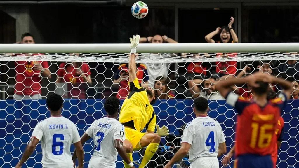 Editorial/A Espanha procurava uma goleada. Encontrou Cabo Verde