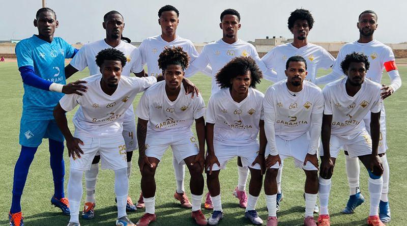 Futebol/Campeonato CV: Académico do Sal vence Scorpion Vermelho (1-0) com golo de Rau