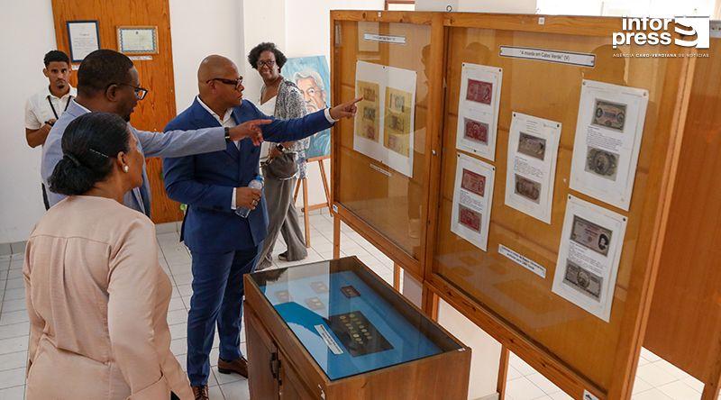 Ministro da Cultura reconhece “graves problemas de infiltração” no edifício do Arquivo Nacional
