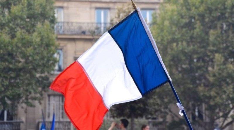 França critica e adverte para atitude belicista de Donald Trump