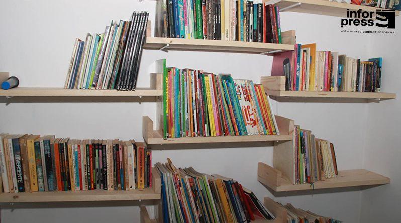 Porto Novo/Ribeira das Patas: Chã de Alecrim recebe biblioteca comunitária