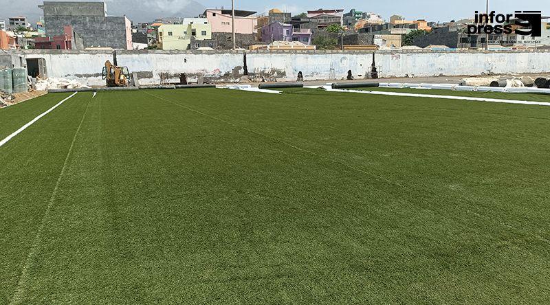 Fogo: Delegação da FIFA visita São Filipe para acompanhar obras de arrelvamento do Estádio 05 de Julho