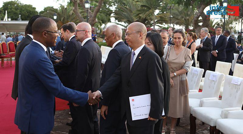 Corpo Diplomático Promete Cooperação ao Novo Governo
