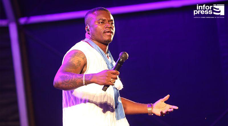 Gamboa 2026: Garry abre festival ao som de “Dja Nu Ba Mundial” e leva público ao rubro