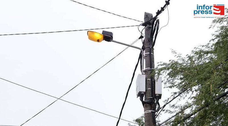 Porto Novo: Iluminação pública regressa ao Planalto Norte quatro anos depois graças ao reforço da central eléctrica