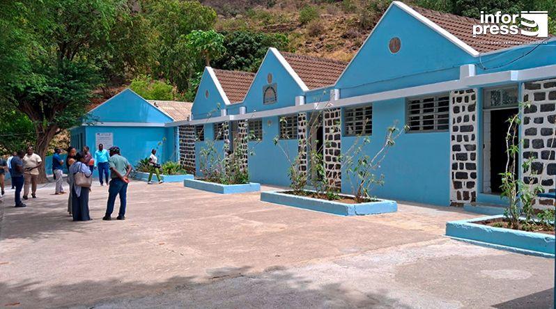 Câmara de São Miguel Entrega Obras de Requalificação de Jardim Infantil e Escola Básica