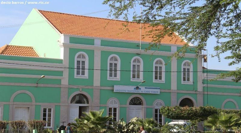 Boa Vista: Arquivo Nacional promove acção de formação sobre conservação e digitalização de documentos