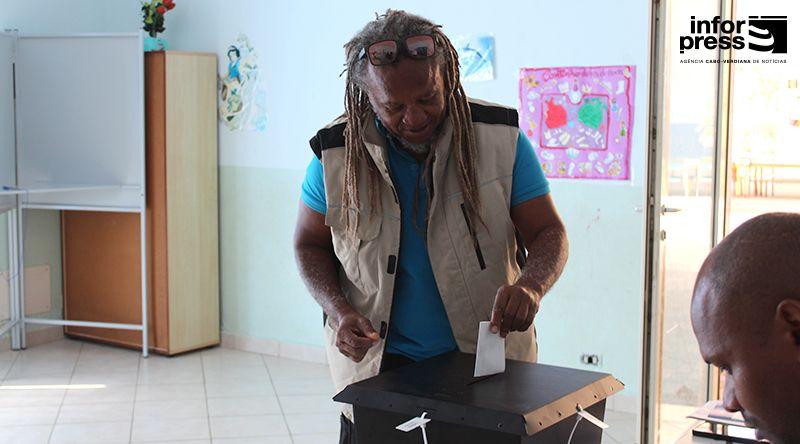 Legislativas2026/Boa Vista: José Ferreira vota na Boa Vista com apelo contra a abstenção e o bipartidarismo