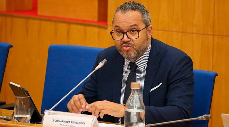 Parlamento: Governo prevê reforço de meios de diagnóstico e especialistas para reduzir transferências médicas