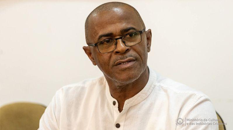 ENTREVISTA: Manel di Candinho considera que a morna pertence a todas as ilhas de Cabo Verde