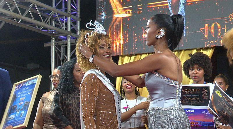 Romina Costa vence o concurso Miss 40+ Unique com foco na sensibilização contra a VBG