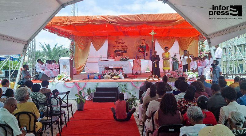 Boa Vista: Largo Santa Isabel recebe missa da padroeira e despedida do pároco
