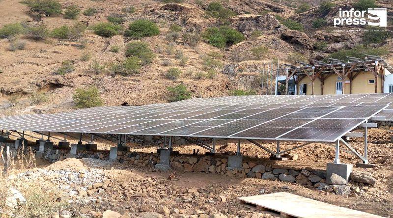 Porto Novo/Monte Trigo: Ministro da Indústria e Energia visita aldeia para se inteirar do projecto integrado