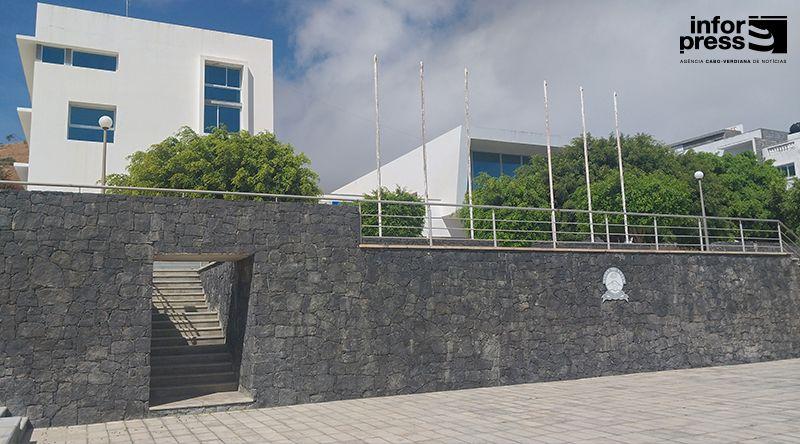 Santa Catarina do Fogo: Câmara investe 5.700 contos na reabilitação de jardim de infância e centro comunitário