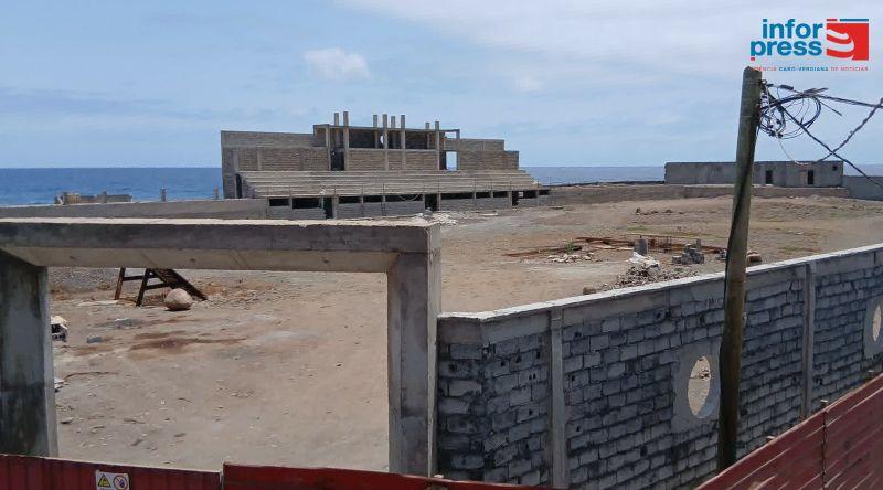 Obras do Estádio do Tarrafal em Santo Antão Paralisadas
