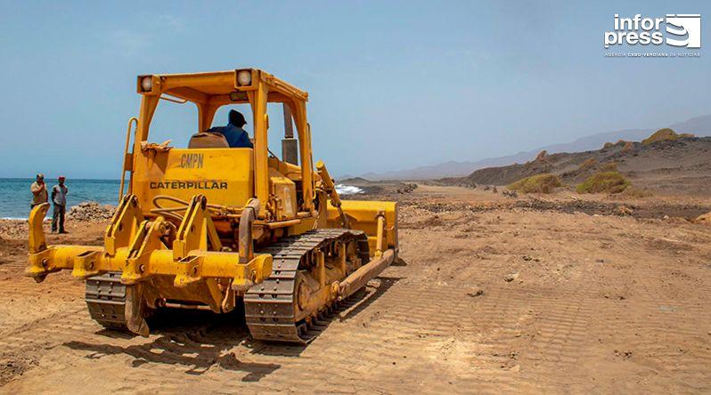Porto Novo/São João: Pista em Obras para Corrida de Cavalos