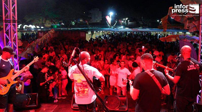Música ao Vivo Brilha na Feira Agropecuária de Santo Antão