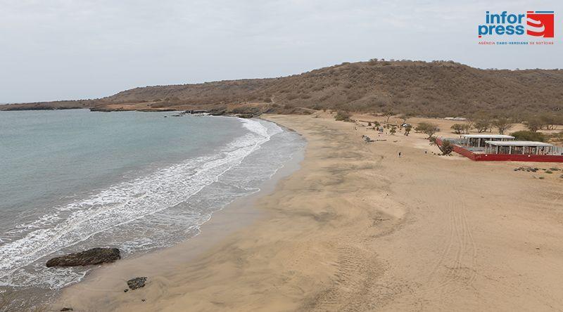 Activistas ambientais pedem embargo efectivo de empreendimento na praia de São Francisco