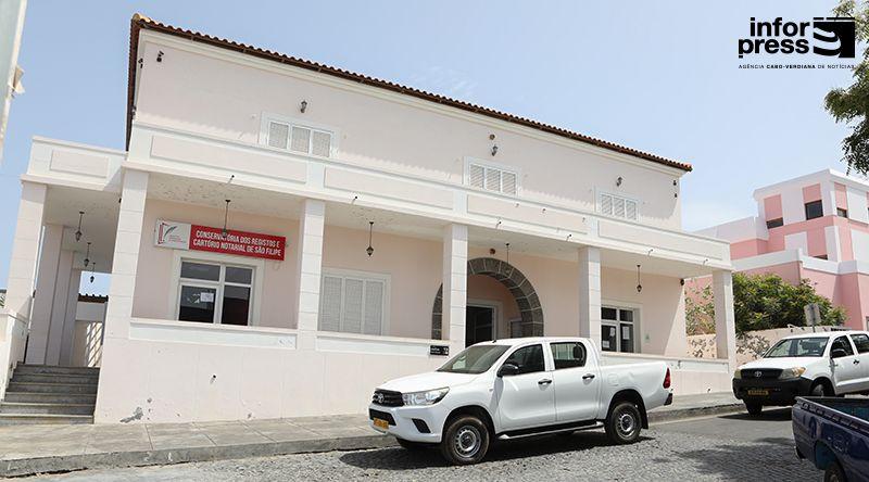 Fogo: Emigrante impedido de sair do país após apreensão de munições em contentor no Porto de Vale dos Cavaleiros