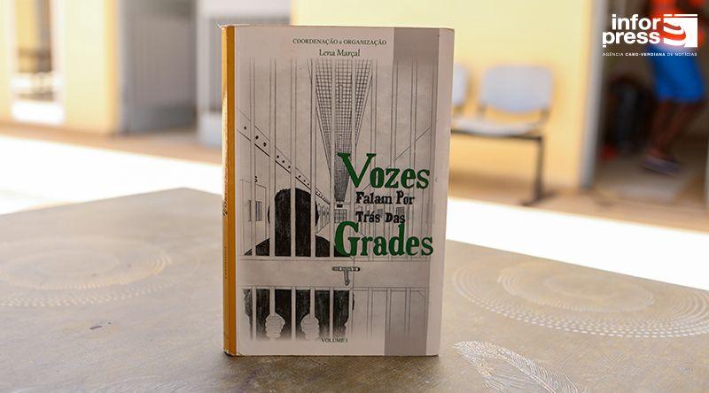 Atrás das grades, reclusos encontram na escrita uma voz para falar de passado, esperança e recomeço